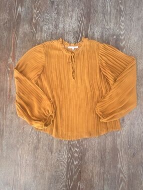 FRAME pintucked voile keyhole pleated blouse in Camel size S